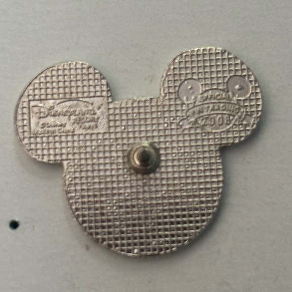 Disney trading Pin - Picture 2 of 3